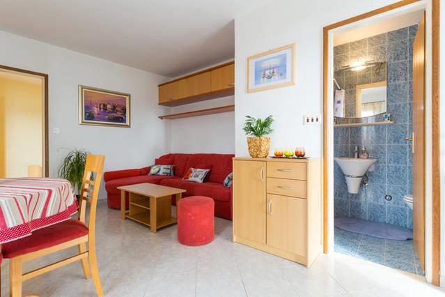 Maximus Apartment