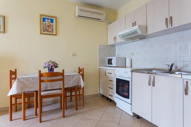 Maximus Apartment
